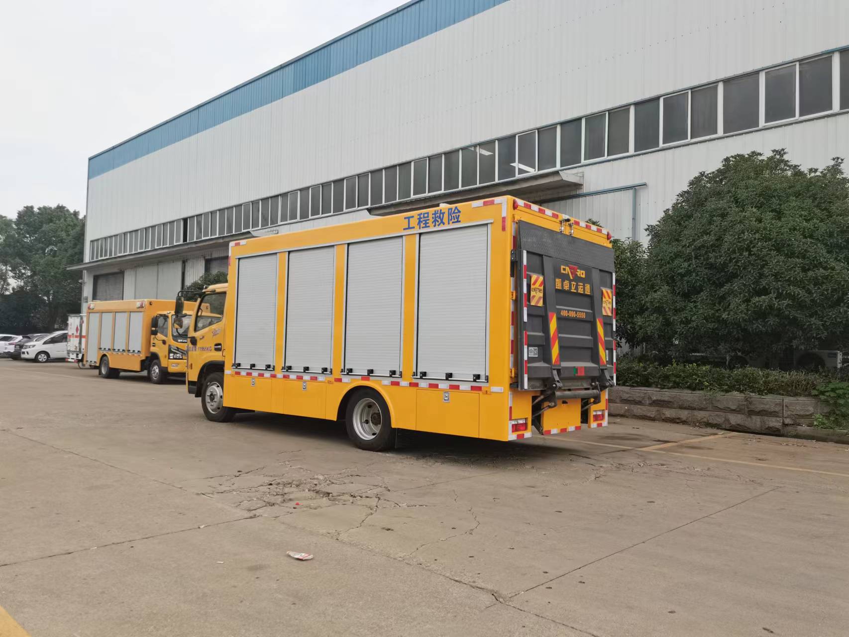 東風(fēng)多利卡D7  2000方排水車(便攜)